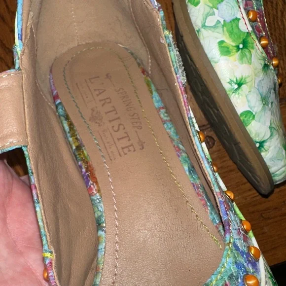 L’Artiste, spring step mary jane style heels - Picture 5 of 10